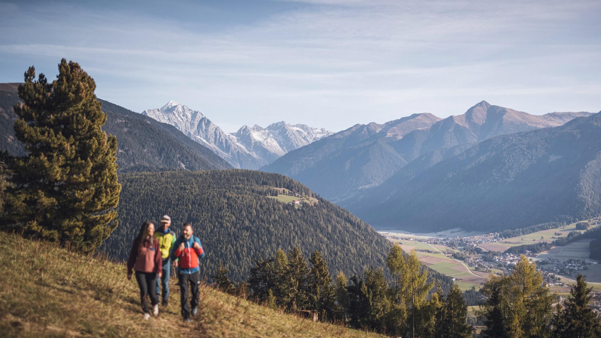 Almwanderung mit Herbstsicht